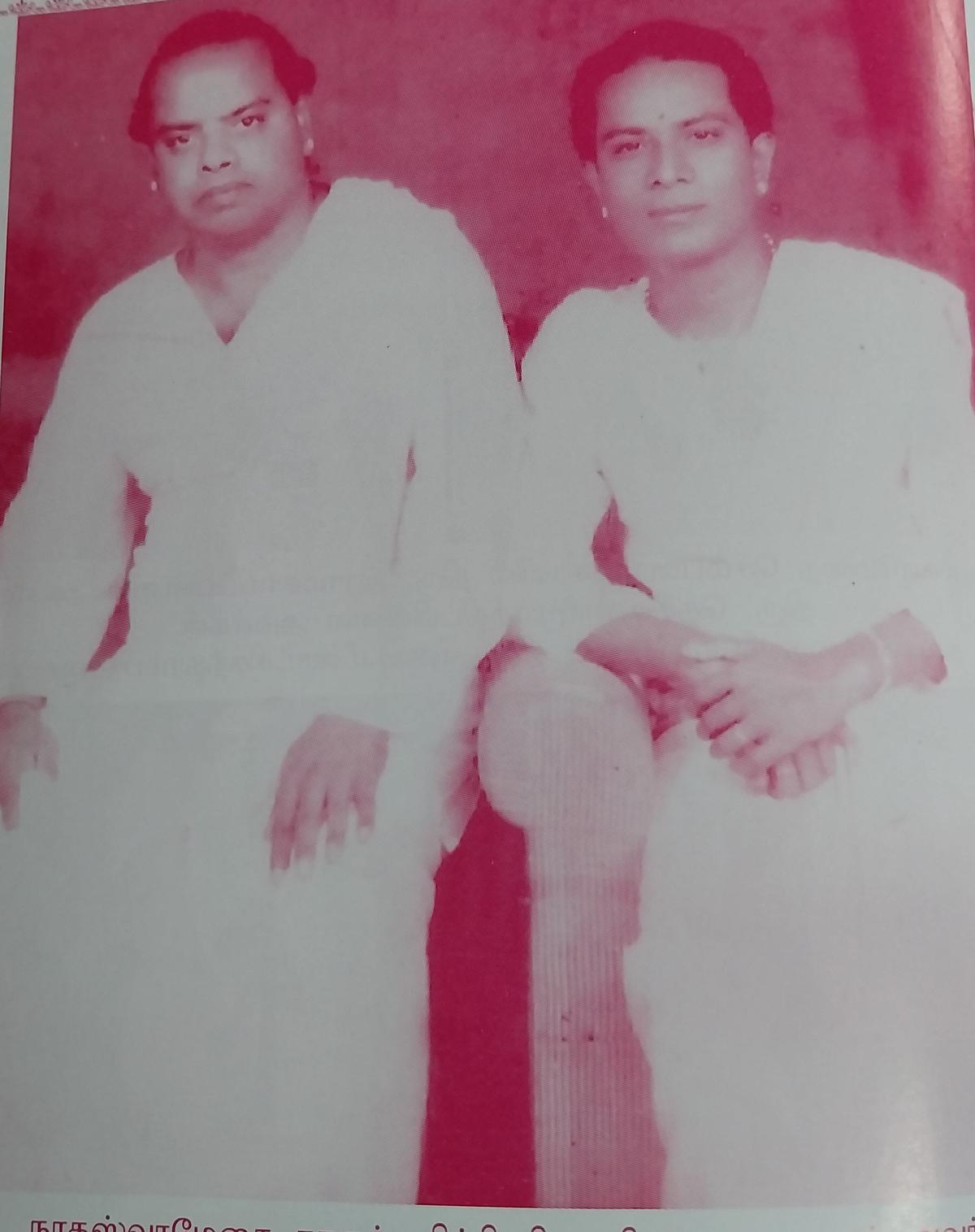 Raghava Pillai with Karukurichi Arunachalam